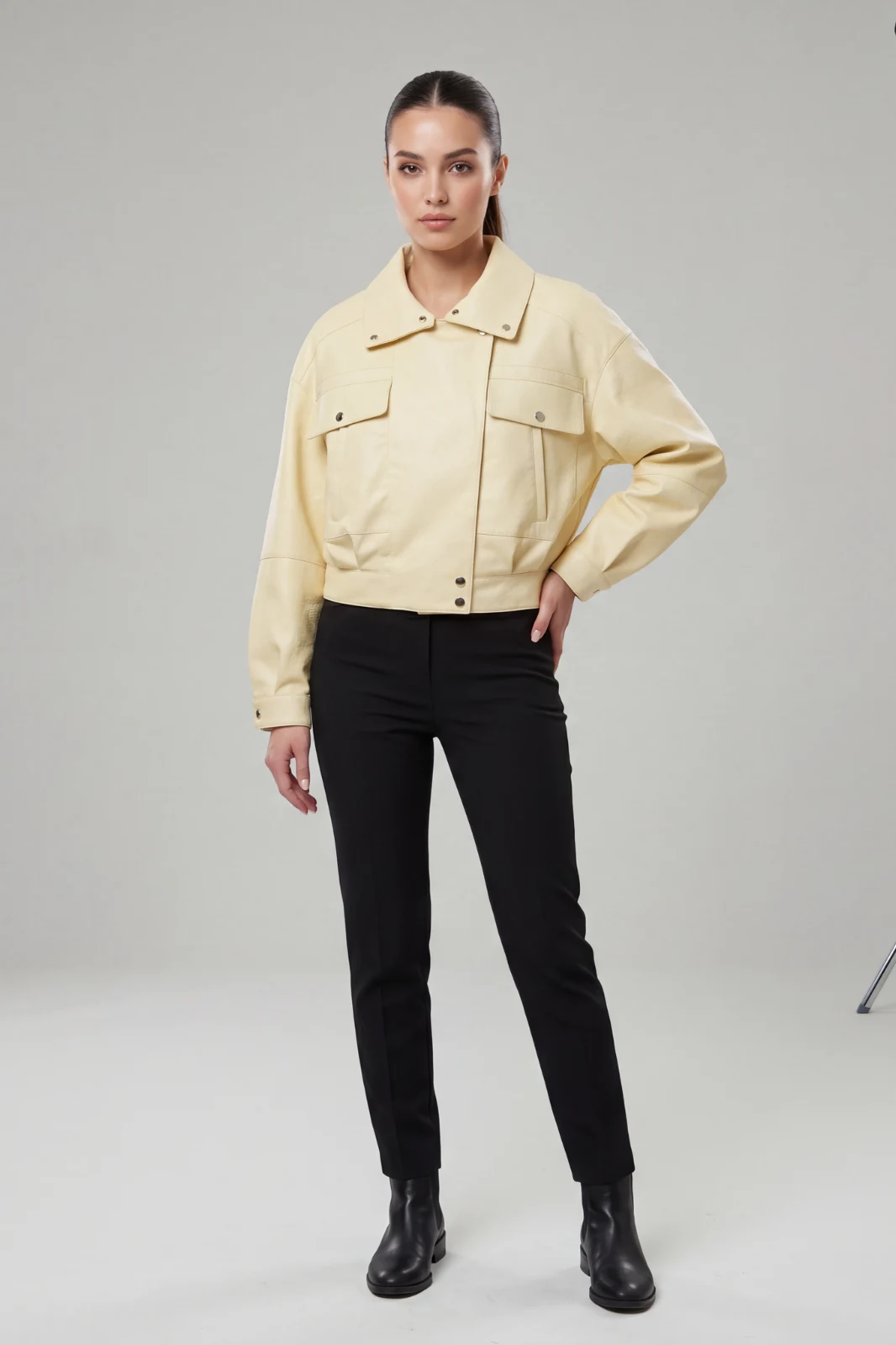 Eko odos striukė butter yellow